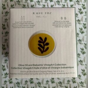 BNIB BY JEANNE FITZ OLIVE OIL AND BALSAMIC VINEART COLLECTION